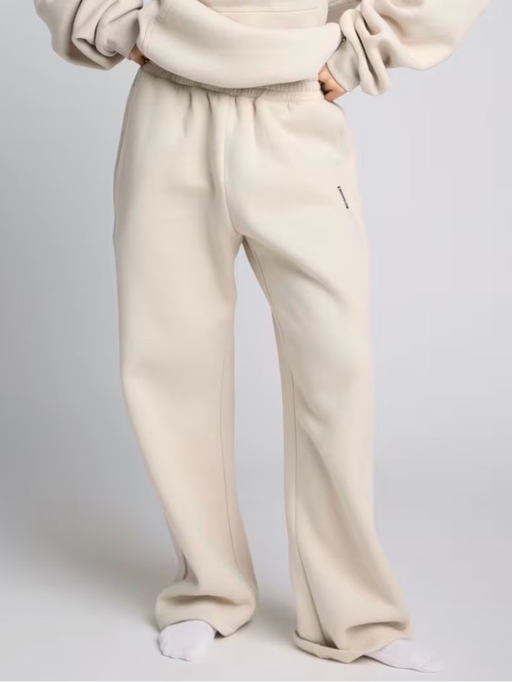 Comfrt Love Straight Leg
Sweatpants